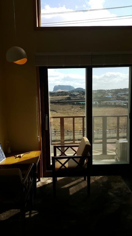 Clover B&B Seogwipo Bagian luar foto