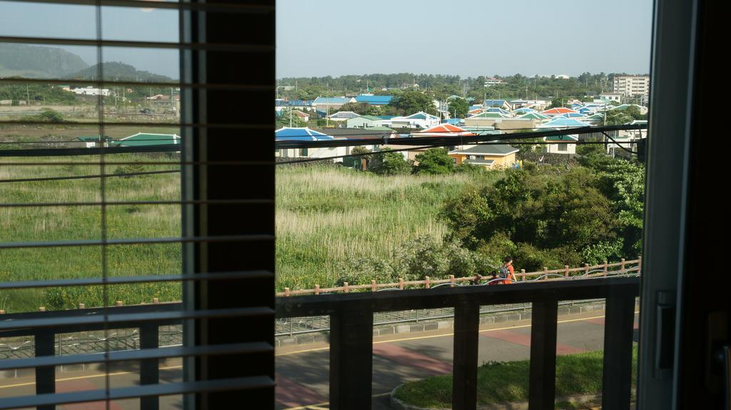 Clover B&B Seogwipo Bagian luar foto